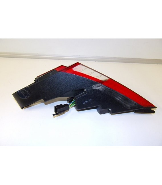 PEUGEOT SATELIS 125 ABS 2008 FEU/PHARE ARRIERE DROIT-OCCASION