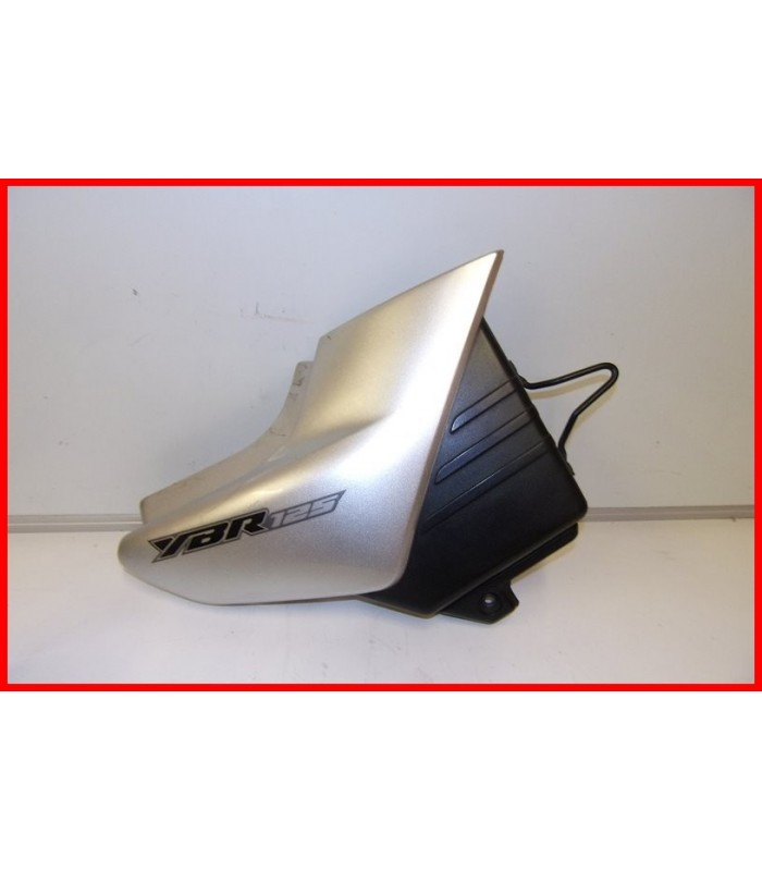 Coque Arrière (Carénage) Gris Pour Yamaha YBR 125 - Modèle 2009 - Occasion En Bon État