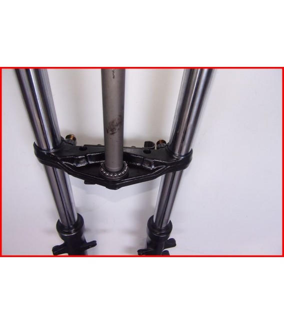 DAELIM ROADSPORT 2011 FOURCHE AVANT -OCCASION