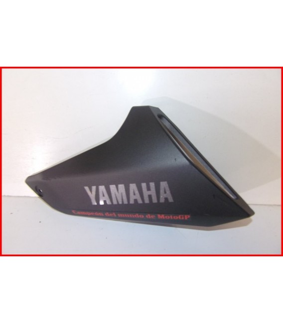 YAMAHA MT 09 MT09 850 2013-2016 ECOPE DE CARENAGE DROITE "rayures" -OCCASION