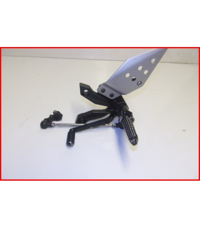 Platine repose-pied avant Kawasaki Ninja 400 (2018-2023) | Moto Shop 35