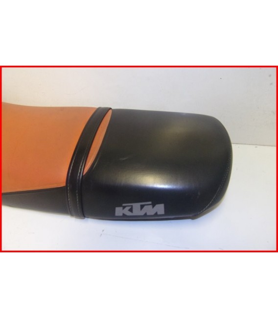 KTM DUKE 640 2006 SELLE "petites traces" -OCCASION