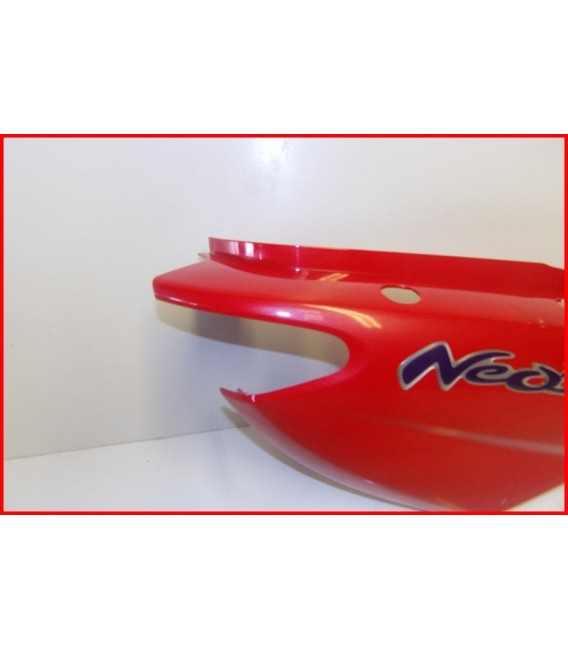 YAMAHA NEOS 50 2009-2012 CARENAGE ARRIERE DROIT "rayures" -OCCASION