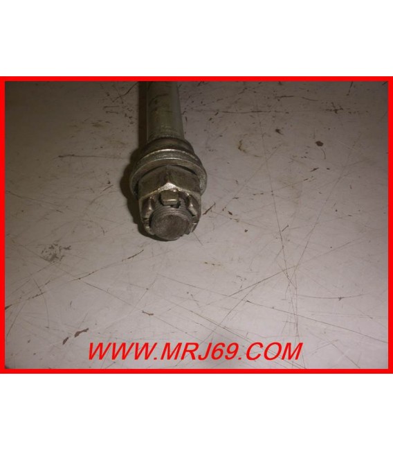 KAWASAKI ER6 650 2006-2008 AXE ROUE ARRIERE 