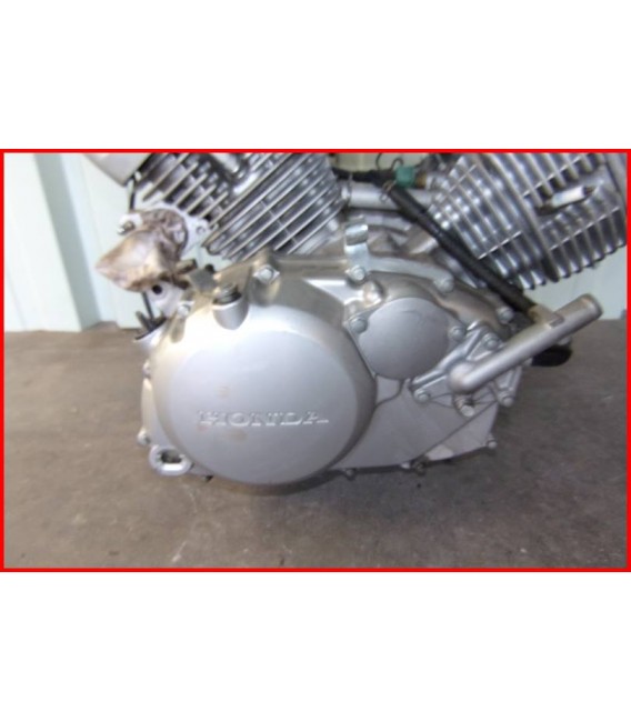 HONDA VARADERO 125 2001-2006 MOTEUR -OCCASION