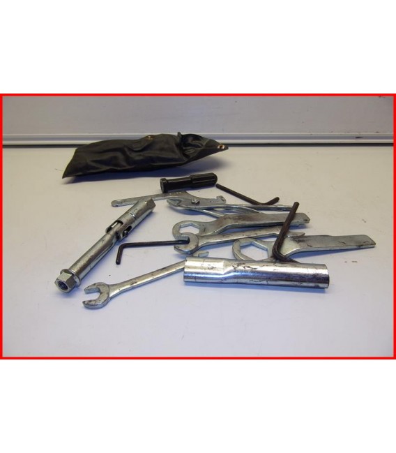 KAWASAKI ER6 650 2006-2008 TROUSSE A OUTILS-OCCASION