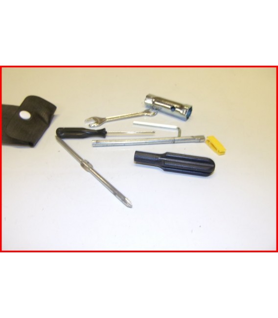 YAMAHA YZF 125 R 2008-2013 TROUSSE A OUTILS - OCCASION