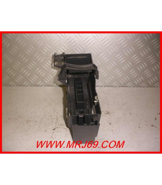 PEUGEOT 50 TREKKER TKR 2011 BAC A BATTERIE 