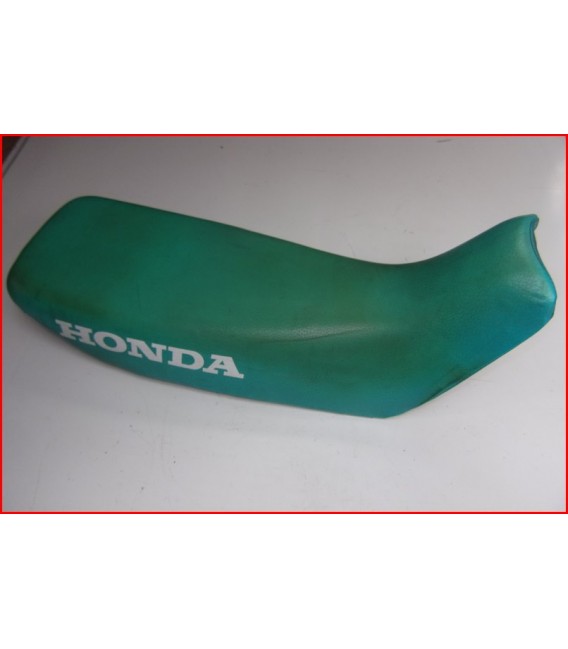 HONDA NX 650 DOMINATOR 1988-1991 SELLE " 1 accroc " -OCCASION