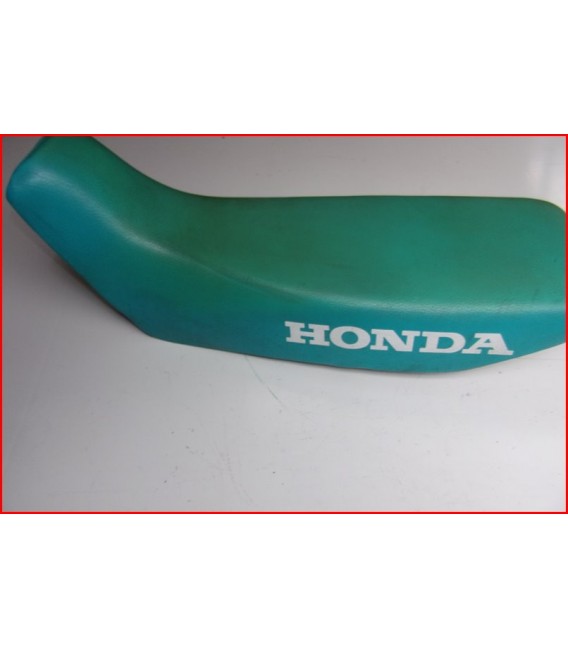 HONDA NX 650 DOMINATOR 1988-1991 SELLE " 1 accroc " -OCCASION