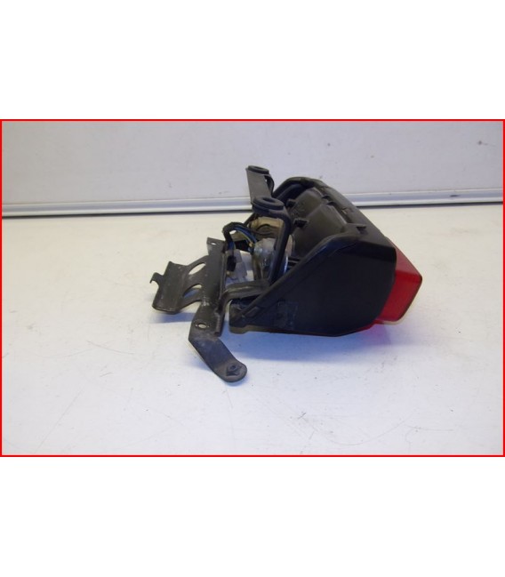 YAMAHA FAZER 600 1998-2001 FEU PHARE ARRIERE -OCCASION