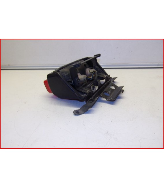 YAMAHA FAZER 600 1998-2001 FEU PHARE ARRIERE -OCCASION