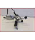 YAMAHA FZS 600 FAZER 1998-2001 PLATINE CALE PIED AV DROITE -OCCASION