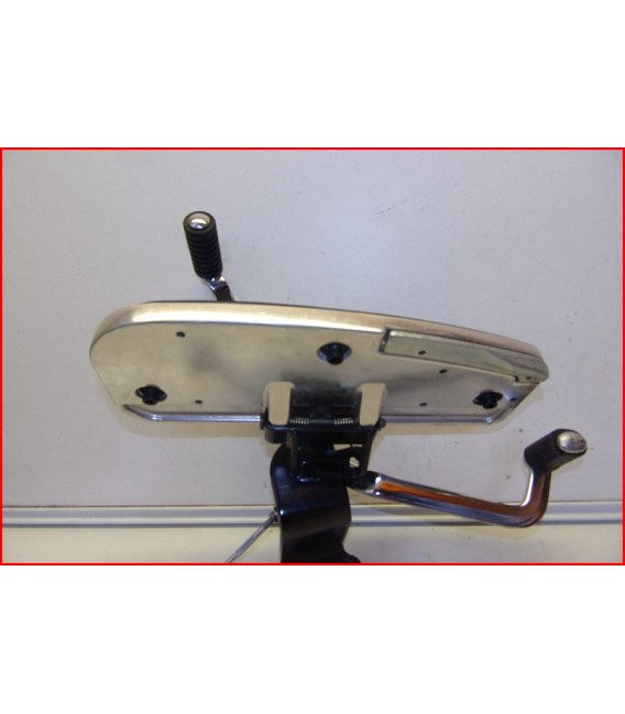 YAMAHA XVS 1100 DRAGSTAR CLASSIC 2005-2006 PLATINE CALE PIED AVANT GAUCHE- OCCASION