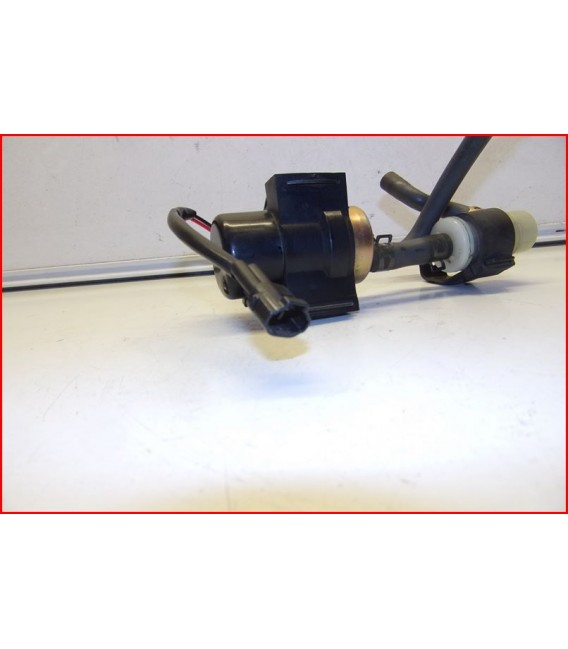 KAWASAKI ZX6R ZX6 R 600 2000-2001 POMPE A ESSENCE - OCCASION