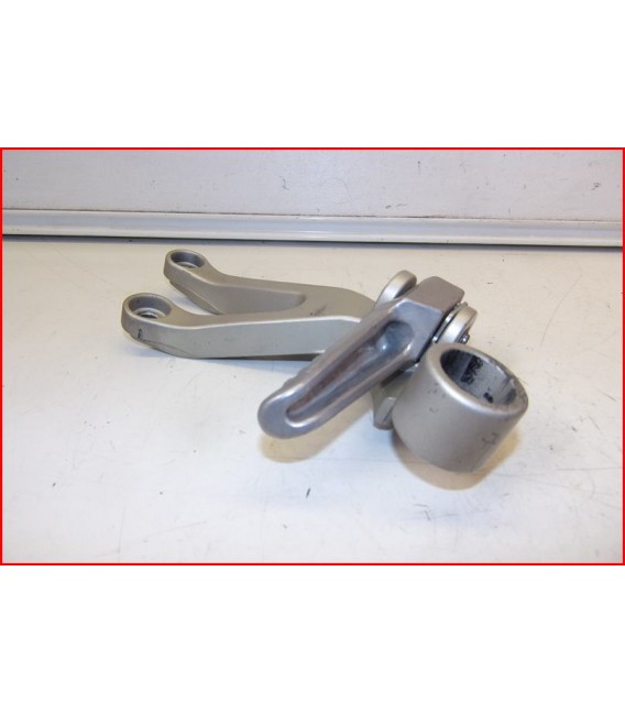 KAWASAKI ZX6R ZX6 R 600 2000-2001 PLATINE CALE PIED ARRIERE DROITE - OCCASION