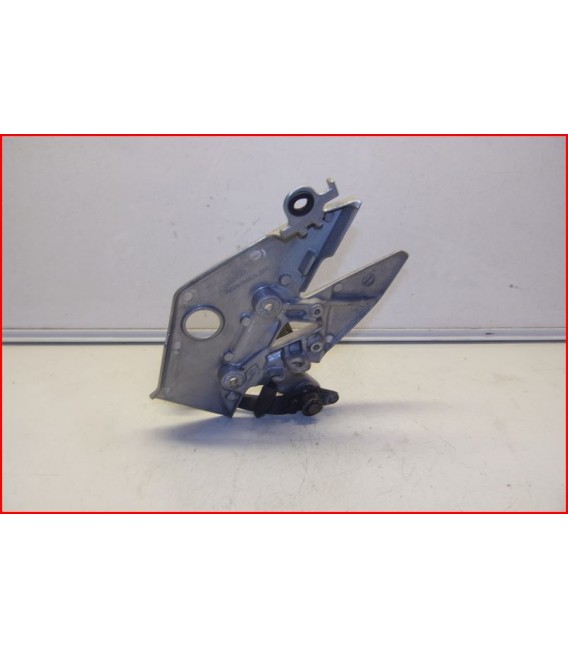HONDA CBR 500 2013-2014 PLATINE CALE PIED AVANT DROITE - OCCASION