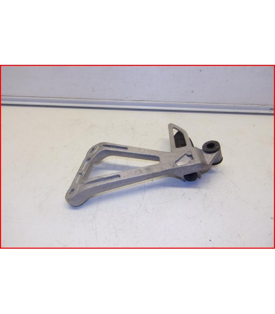 HONDA CBR 500 2013-2014 PLATINE CALE PIED ARRIERE DROITE - OCCASION