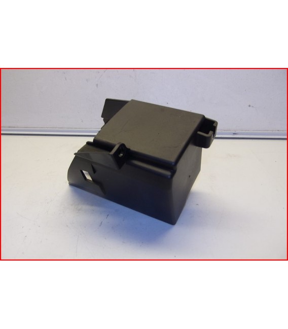 YAMAHA X MAX 125 2006-2009 SUPPORT DE BATTERIE -OCCASION