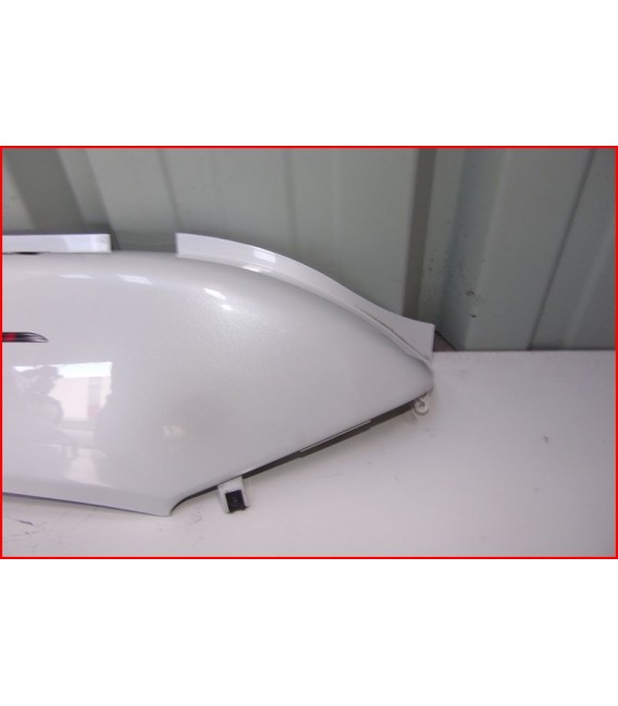 YAMAHA X MAX 125 XMAX 2006-2009 CARENAGE ARRIERE DROIT -OCCASION