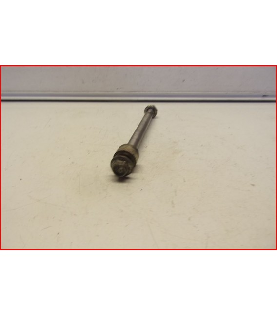 HONDA MTX 125 1987-1989 TC02 AXE DE ROUE AVANT -OCCASION