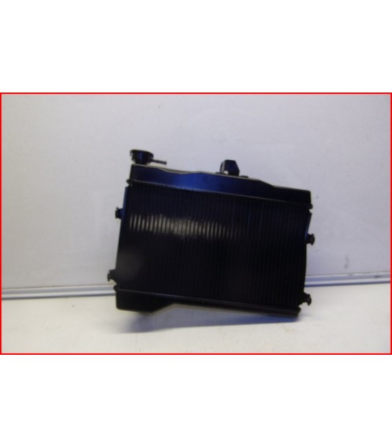 YAMAHA MT07 ET TRACER 700 2021-2023 RADIATEUR " 2 pocs " -OCCASION