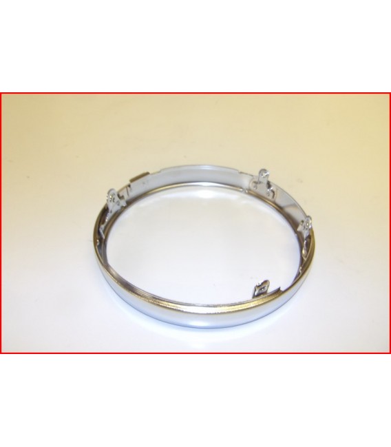 SUZUKI BANDIT 600 2000-2004 CERCLAGE DE PHARE AVANT " 3511119F00 "- NEUF