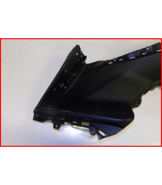 YAMAHA XP 560 TMAX 2022-2024 CARENAGE DROIT "griffures" - OCCASION