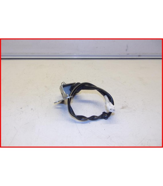 YAMAHA XJ6 600 2009-2015 CONTACTEUR FREIN STOP ARRIERE-OCCASION