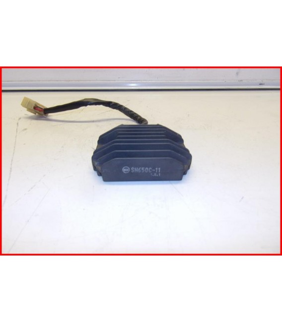 YAMAHA FAZER 600 2002-2003 REGULATEUR DE TENSION -OCCASION