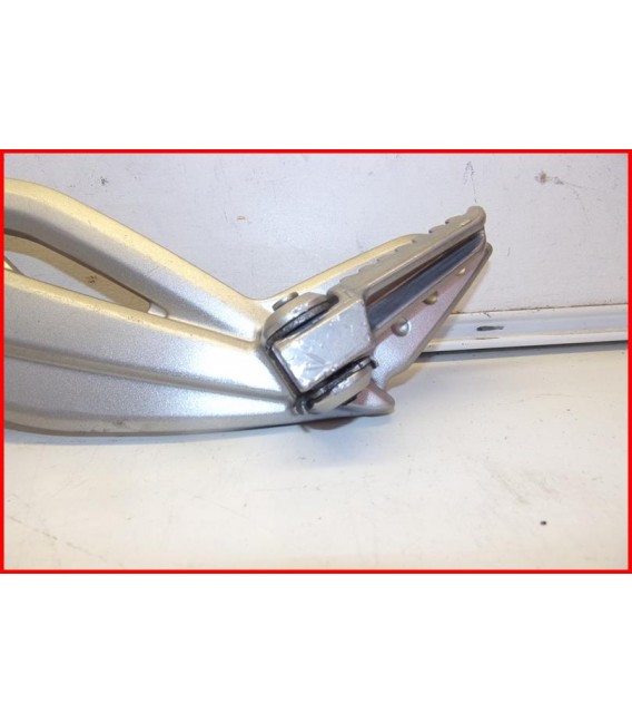 KAWASAKI ER6 650 2006-2008 PLATINE CALE PIED GAUCHE "rayures" -OCCASION