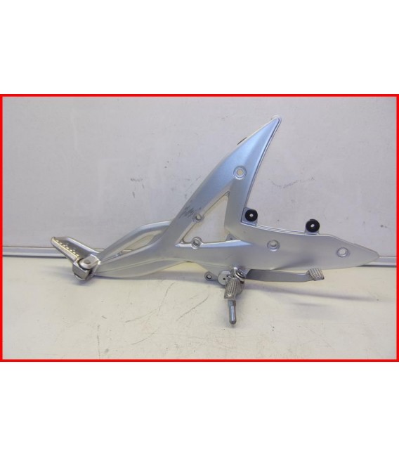 KAWASAKI ER6 650 2006-2008 PLATINE CALE PIED DROITE -OCCASION