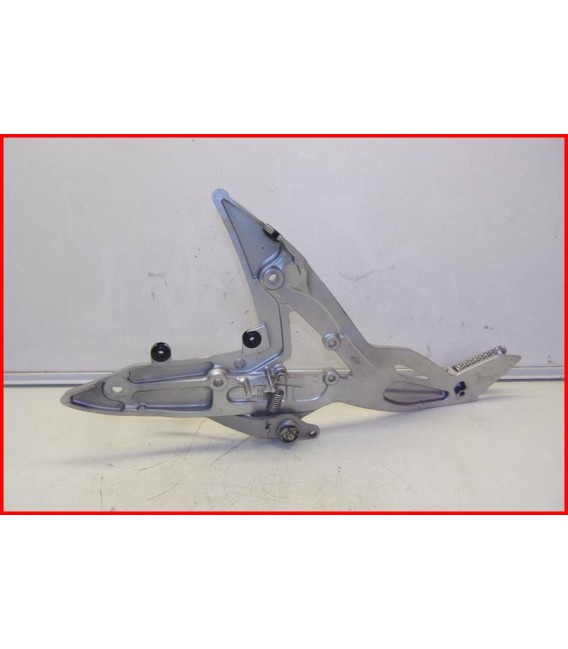 KAWASAKI ER6 650 2006-2008 PLATINE CALE PIED DROITE -OCCASION