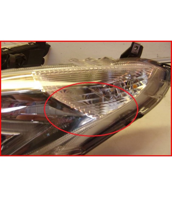 HONDA PCX 125 2014 OPTIQUE DE PHARE " griffures" - OCCASION