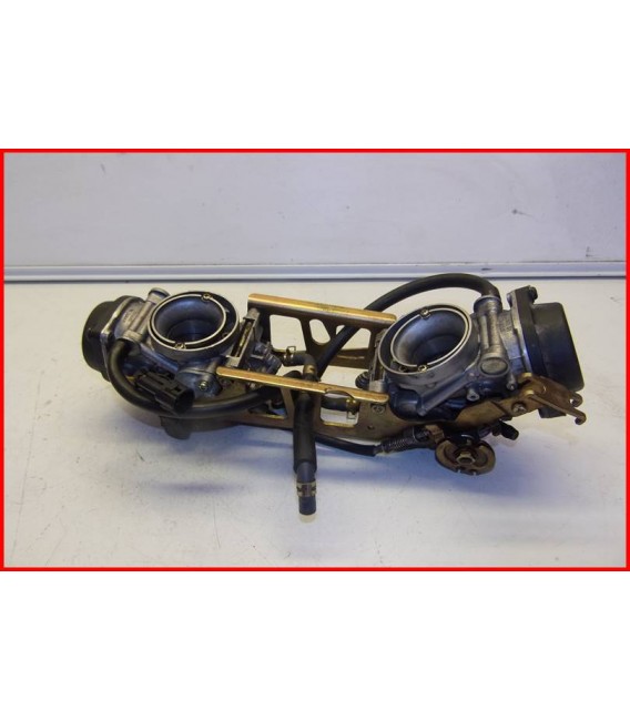 SUZUKI SV 650 1999-2002 RAMPE DE CARBURATEURS -OCCASION