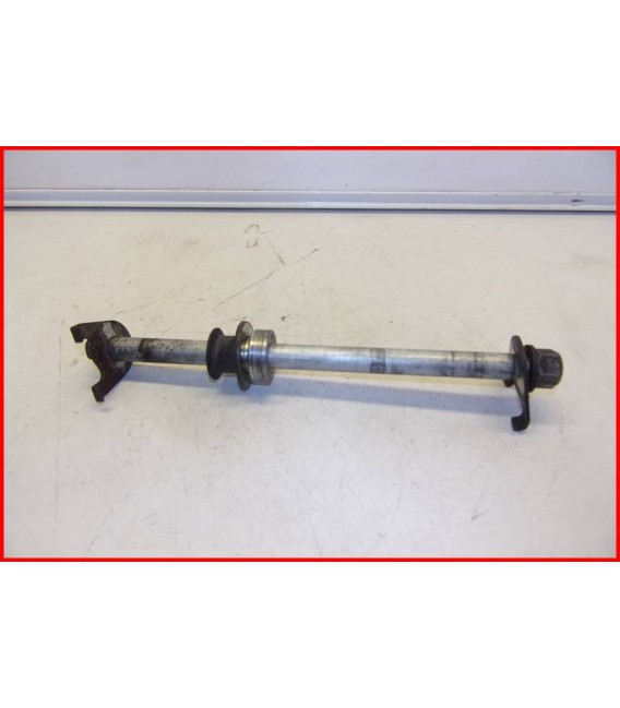 SUZUKI GSE 500 2004-2007 AXE DE ROUE ARRIERE - OCCASION