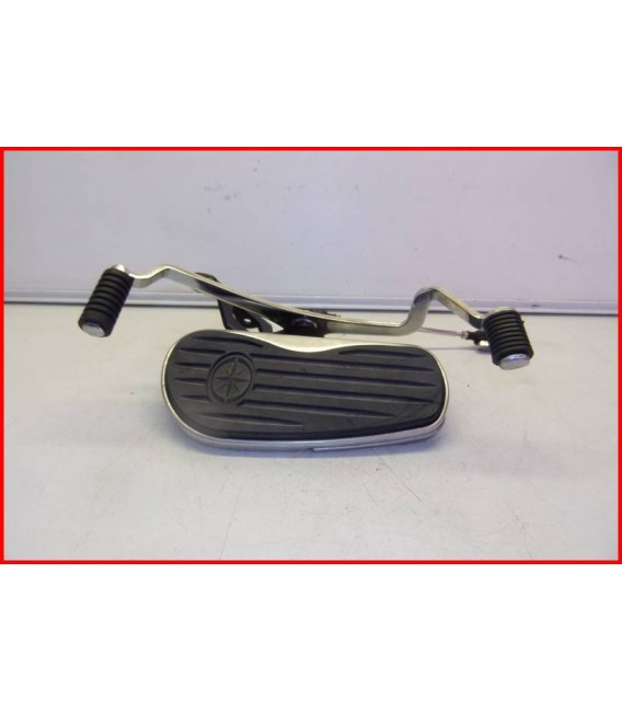 YAMAHA XVS 650 DRAGSTAR CLASSIC 2004-2006 PLATINE CALE PIED GAUCHE- OCCASION