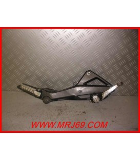 HONDA HORNET 600 2007-2010 PLATINE CALE PIED DROITE-OCCASION