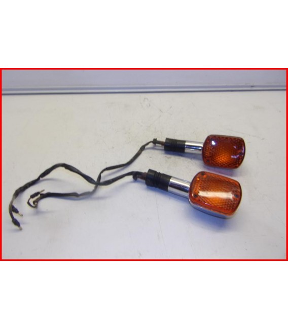 HONDA CA 125 REBEL 1995-2000 2 CLIGNOTANTS AR " rayures" -OCCASION