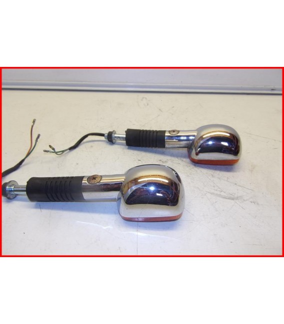 HONDA CA 125 REBEL 1995-2000 2 CLIGNOTANTS AV " rayures" -OCCASION