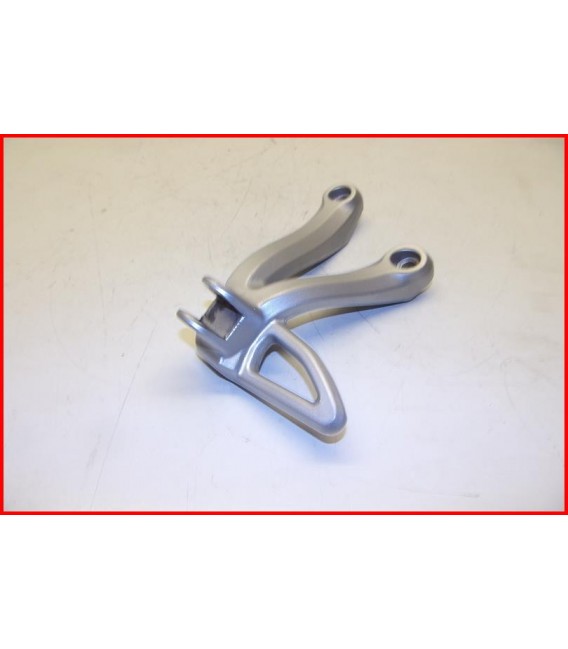 SUZUKI BANDIT 650 2007-2008 PLATINE CALE PIED AR GAUCHE "griffures" -OCCASION