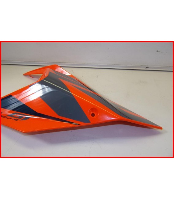 KTM 1290 SUPER DUKE GT 2019-2021 CARENAGE GAUCHE " 1 griffure" -OCCASION