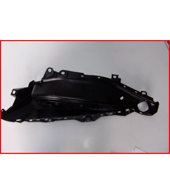 YAMAHA XMAX X MAX 125 TECH MAX 2018-2022 MARCHE PIED DROIT "griffures" - OCCASION