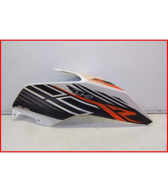 KTM DUKE 125 2020 FLANC DE CARENAGE DROIT "griffure" - OCCASION