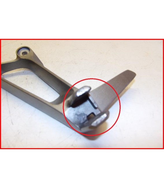HONDA CB 1000 R 2009-2010 PLATINE CALE PIED AR GAUCHE -OCCASION