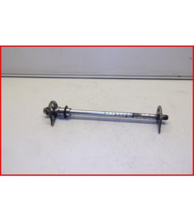 YAMAHA TW 125 1999-2001 AXE DE ROUE ARRIERE - OCCASION