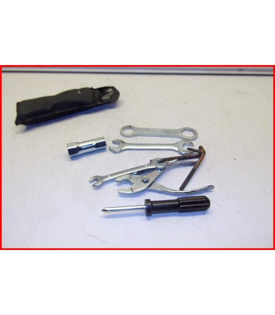 YAMAHA TW 125 1999-2001 TROUSSE A OUTILS - OCCASION