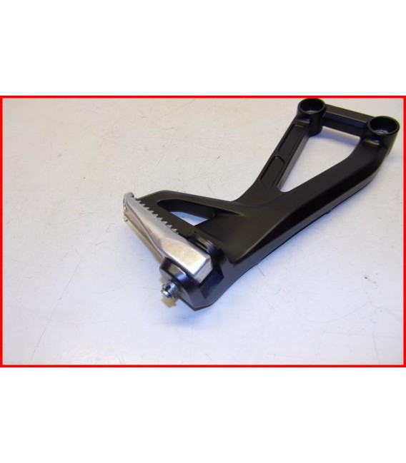 YAMAHA TRACER 9 900 2021-2023 PLATINE CALE PIED ARRIERE DROITE- OCCASION