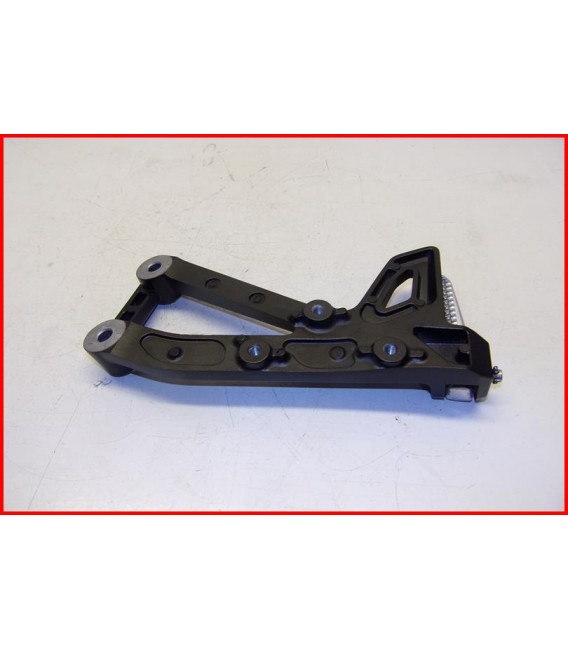 YAMAHA TRACER 9 900 2021-2023 PLATINE CALE PIED ARRIERE DROITE- OCCASION