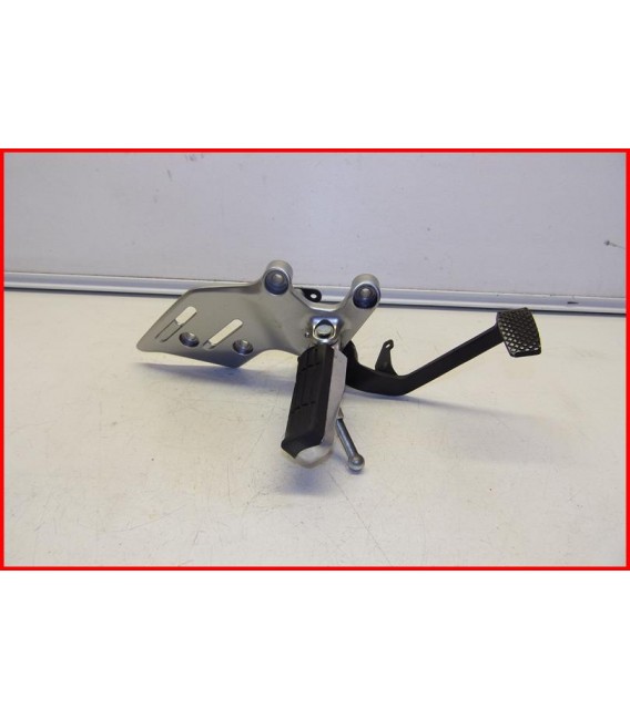 YAMAHA TRACER 9 900 2021-2023 PLATINE CALE PIED AVANT DROITE- OCCASION